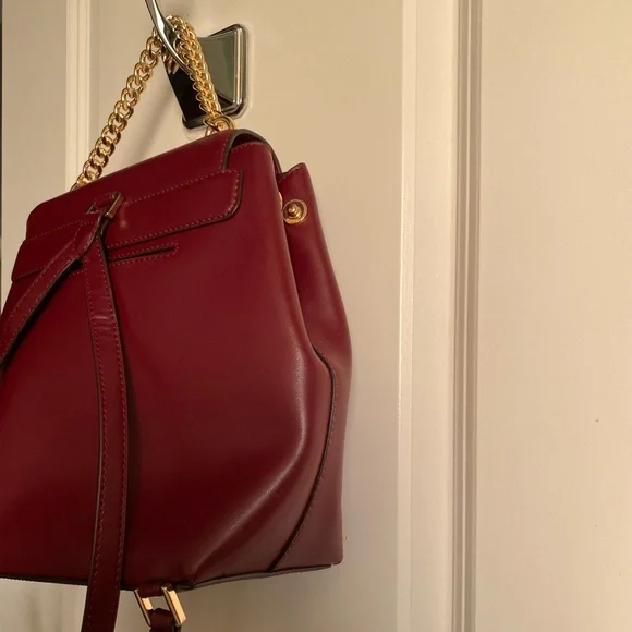 michael kors MOTT chain leather backpack burgundy
